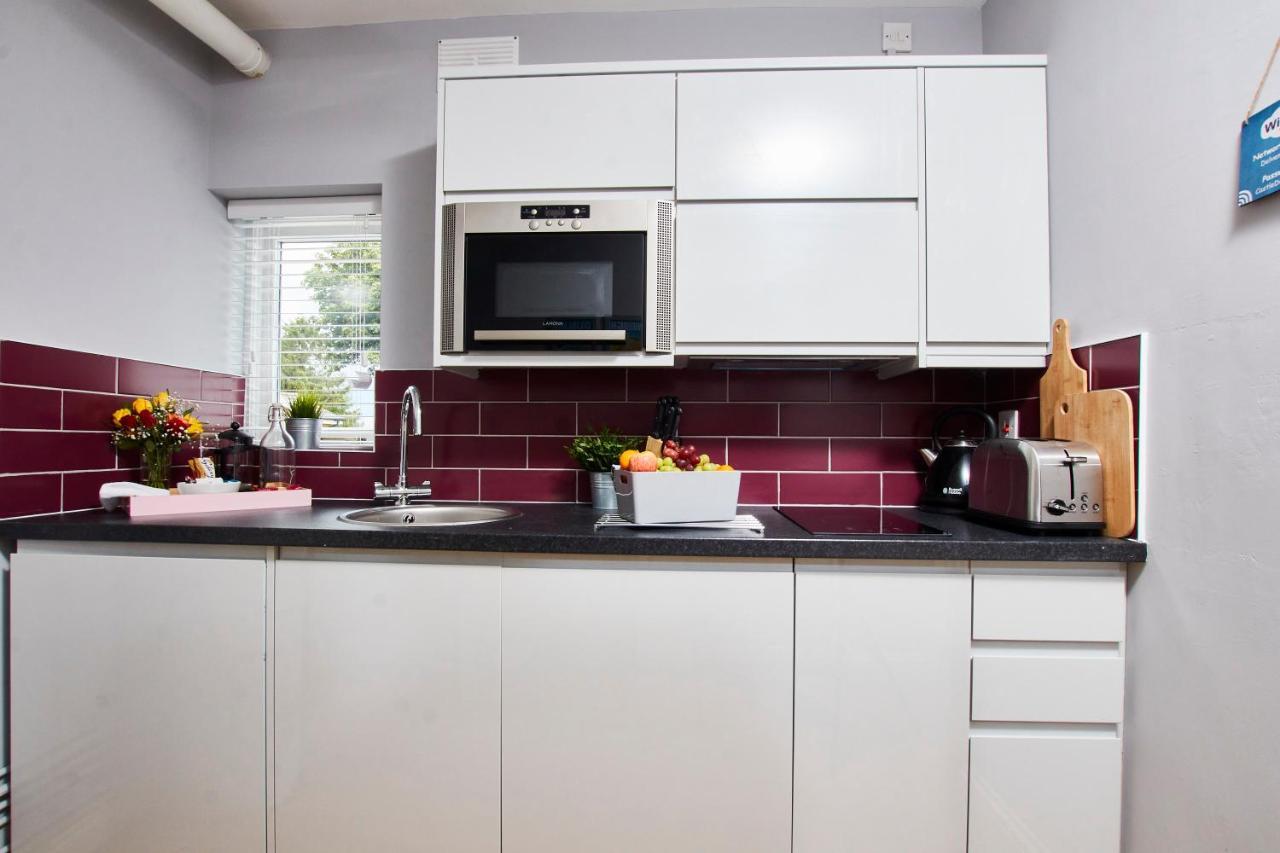 Delven House, Apartment 5 - Self Check-In, Self-Catering Serviced Apartment For East Midlands Airport Castle Donington Exterior photo